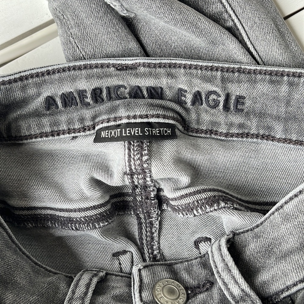 ☀️American Eagle Mom Jeans Size 00 Short Charcoal Ash - Picture 6 of 8
